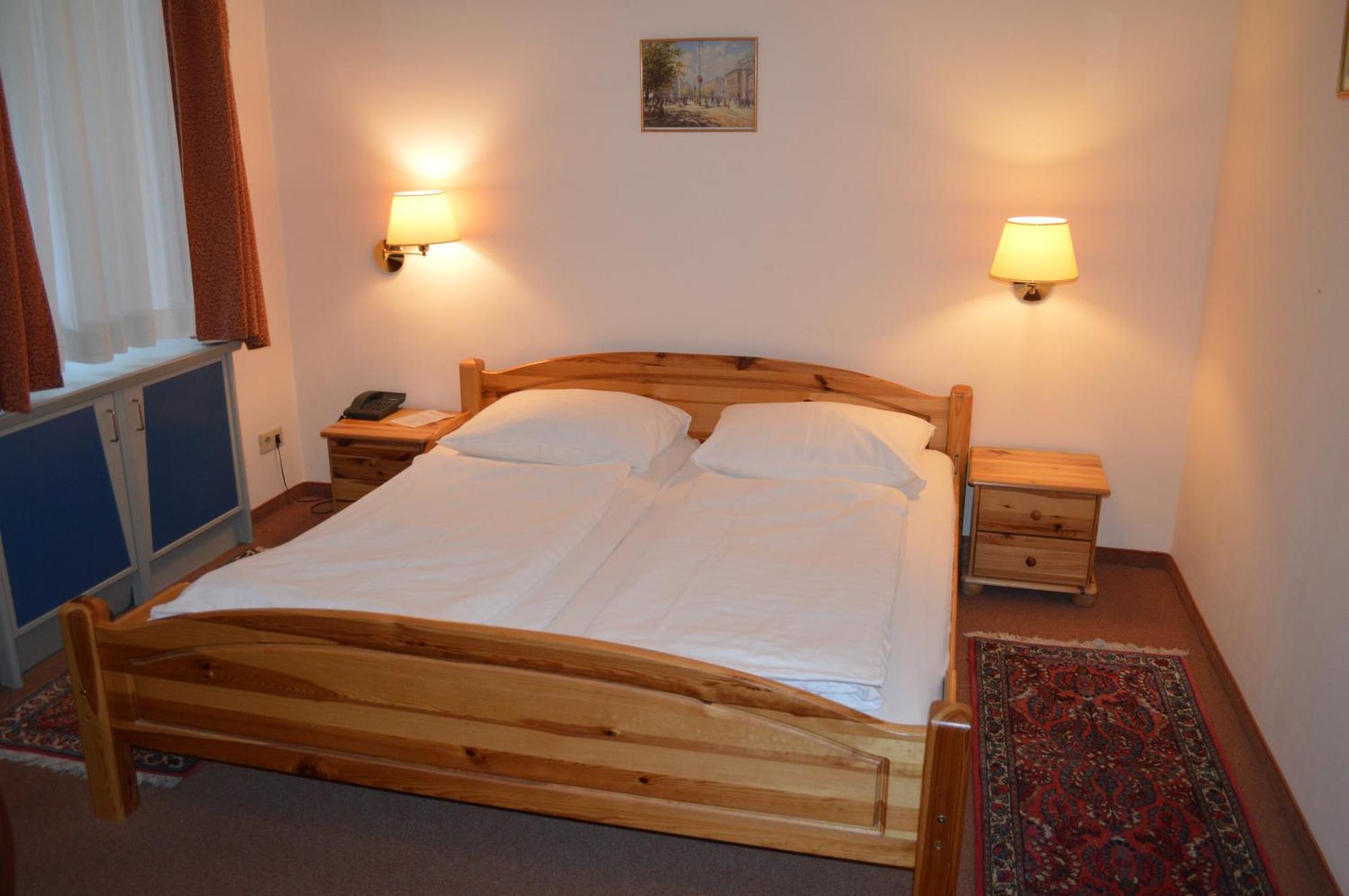 Hotel Pension Walzerstadt Wina Ruang foto